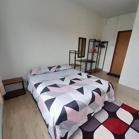 Adinda Homestay Kuala Terengganu Ngoại thất bức ảnh